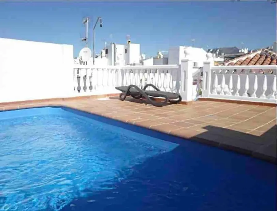 Las Palmas In Old Town Nerja Διαμέρισμα